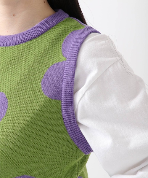 WONDER VISITOR（ワンダービジター）の「WONDER VISITOR／Flower Knit vest 2276921（ベスト・レディース・ブラック/グリーン・FREE）」の12枚目の写真