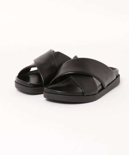 HELIOPOLE（エリオポール）の「FABIO RUSCONI: CROSS FLAT SANDAL（サンダル・レディース・ブラック/アイボリー・38/36/37）」の2枚目の写真