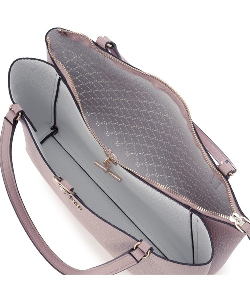 Guess(ゲス)の「AMARA Society Carryall(トートバッグ・レディース・ブラック/ベージュ/パープル/ピンク・ONE SIZE)」の10枚目の写真