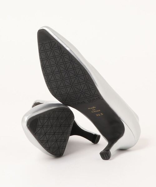 DURAS（デュラス）の「【DURAS】　ポインテッドトゥベーシックパンプス（パンプス・レディース・アイボリー/ブラック/シルバー・22.5cm/24.5cm/23.5cm/24.0cm/23.0cm）」の5枚目の写真