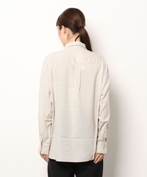 Te chichi（テチチ）の「レーヨンリネンレギュラーカラーシャツ（シャツ/ブラウス・レディース・ネイビー/グリーン/ライトベージュ・ﾌﾘ-）」の5枚目の写真