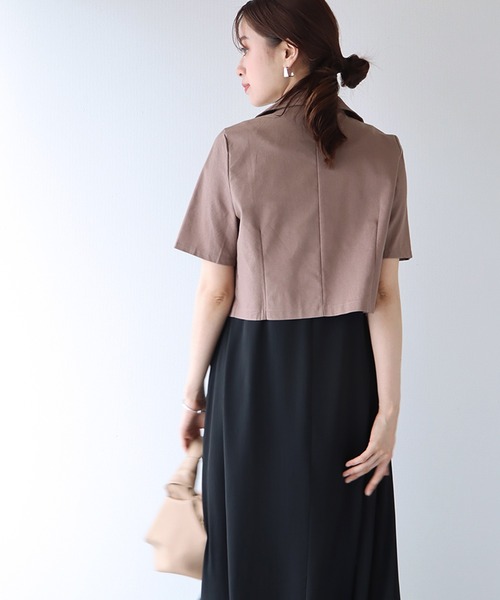 BLUEEAST（ブルーイースト）の「半袖リネンショートジャケット（テーラードジャケット・レディース・ブラック/ベージュ/モカ・MEDIUM）」の11枚目の写真