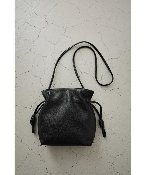 AZUL by moussy（アズールバイマウジー）の「DRAWSTRING POUCH BAG/ドローストリングポーチバッグ（ショルダーバッグ・レディース・ブラック/ターコイズブルー/イエロー・FREE）」の6枚目の写真