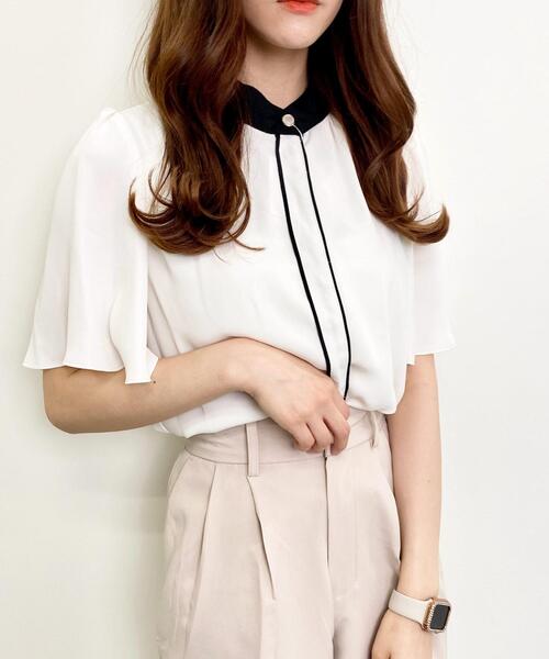 INGNI(イング)の「バイカラートロミ/フレア袖ブラウス(シャツ/ブラウス・レディース・ホワイト×ブラック/ブラック×ホワイト/ピンク系9/サックスブルー系・M)」の2枚目の写真