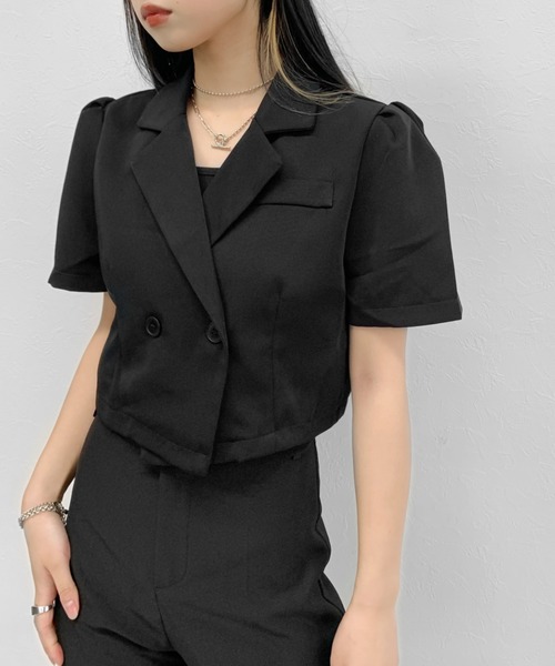 LVEU.（ラブユ.）の「Puff shoulder cropped double jacket / パフ 
