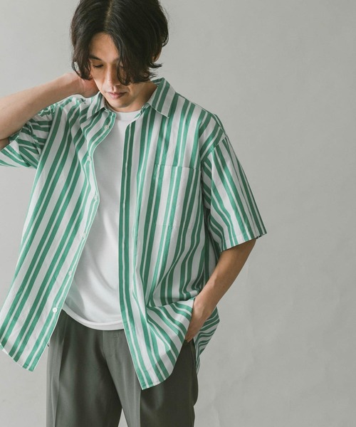 URBAN RESEARCH DOORS(アーバンリサーチドアーズ)の「ストライプレギュラーカラーショートスリーブシャツ(シャツ/ブラウス・メンズ・ブルー/グリーン系その他/ブルー系その他・MEDIUM/LARGE)」の19枚目の写真