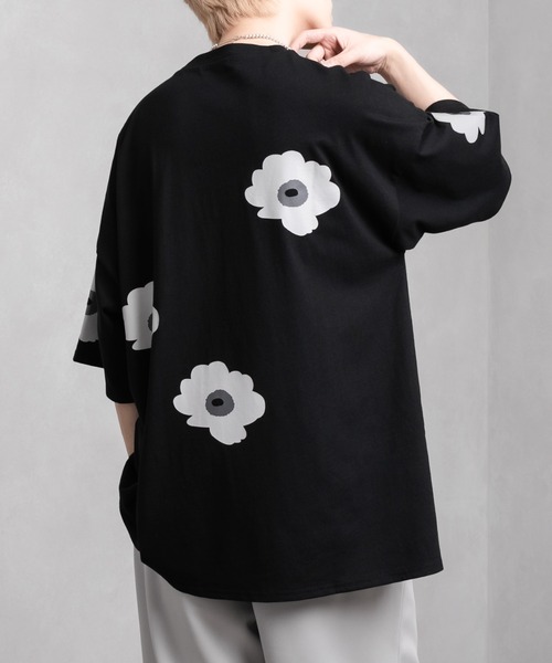 Adoon plain（アドーンプレーン）の「【Adoon plain】BIGフラワープリントTシャツ（Tシャツ/カットソー・メンズ・ブラック/オフホワイト/ブルー・MEDIUM/LARGE）」の22枚目の写真