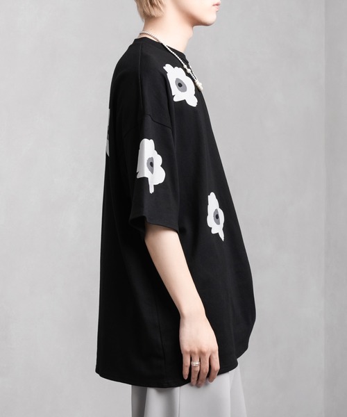 Adoon plain（アドーンプレーン）の「【Adoon plain】BIGフラワープリントTシャツ（Tシャツ/カットソー・メンズ・ブラック/オフホワイト/ブルー・MEDIUM/LARGE）」の11枚目の写真