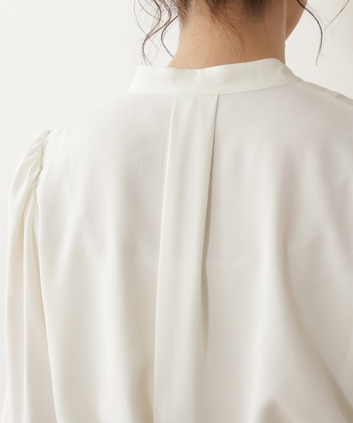 N.（N. Natural Beauty Basic）（エヌエヌナチュラルビューティーベーシック）の「【松井愛莉さん着用】◆リボンとろみブラウス（シャツ/ブラウス・レディース・オフホワイト/ドット/ベージュ/グリーン・MEDIUM）」の14枚目の写真