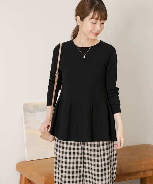 URBAN RESEARCH Sonny Label（アーバンリサーチサニーレーベル）の「『WEB/一部店舗限定』ペプラムニットプルオーバー（ニット/セーター・レディース・ブラック/ピンク/ベージュ系その他・FREE）」の8枚目の写真