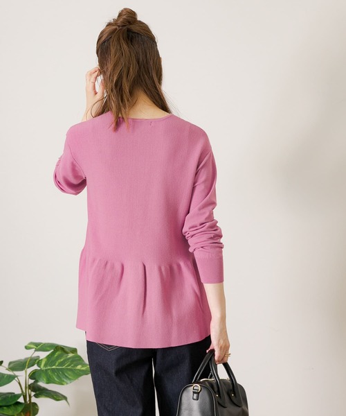 URBAN RESEARCH Sonny Label（アーバンリサーチサニーレーベル）の「『WEB/一部店舗限定』ペプラムニットプルオーバー（ニット/セーター・レディース・ブラック/ピンク/ベージュ系その他・FREE）」の6枚目の写真