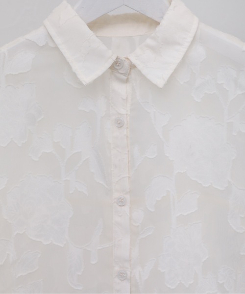 ap retro(アプレトロ)の「シアーフラワーオーバーサイズジャガードシャツ(シャツ/ブラウス・レディース・アイボリー/ブラック・FREE)」の8枚目の写真