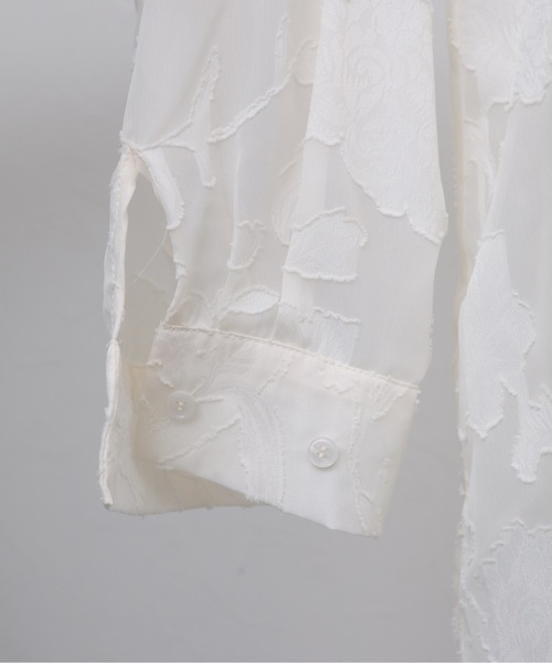 ap retro(アプレトロ)の「シアーフラワーオーバーサイズジャガードシャツ(シャツ/ブラウス・レディース・アイボリー/ブラック・FREE)」の16枚目の写真