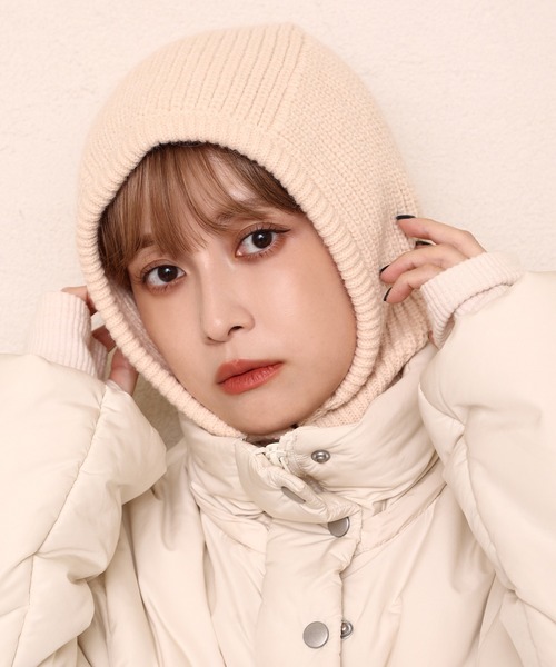 one after another NICE CLAUP（ワンアフターアナザーナイスクラップ）の「ニットスナップバラクラバ（ニットキャップ/ビーニー・レディース・ベージュ/ブルー/アイボリー・FREE）」の4枚目の写真