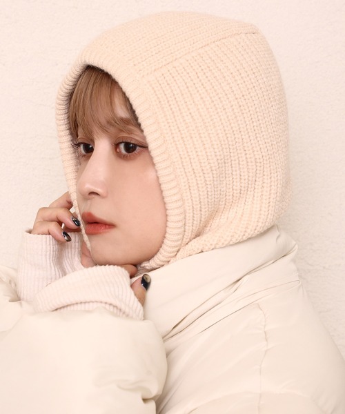 one after another NICE CLAUP（ワンアフターアナザーナイスクラップ）の「ニットスナップバラクラバ（ニットキャップ/ビーニー・レディース・ベージュ/ブルー/アイボリー・FREE）」の5枚目の写真