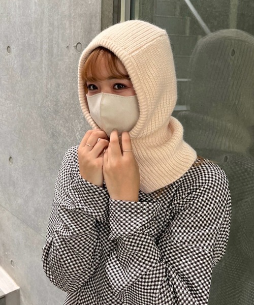 one after another NICE CLAUP（ワンアフターアナザーナイスクラップ）の「ニットスナップバラクラバ（ニットキャップ/ビーニー・レディース・ベージュ/ブルー/アイボリー・FREE）」の13枚目の写真