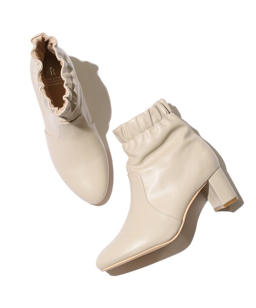 ROPE' PICNIC(ロペピクニック)の「ギャザーソフトストレッチショートブーツ(ブーツ・レディース・ブラック/キナリ・S/M/L)」の9枚目の写真