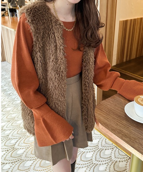 Ambre Ciel(アンブルシエル)の「キャンディースリーブニット/【WEB/EC限定商品】(ニット/セーター・レディース・ブラック/アイボリー/モカ/オレンジ・FREE)」の4枚目の写真