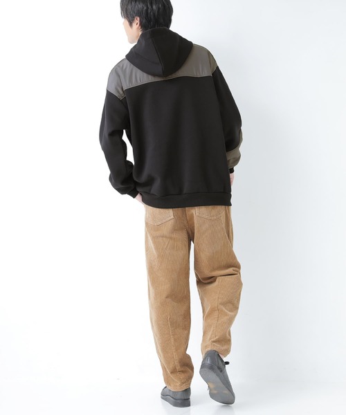 osharewalker（オシャレウォーカー）の「【廃盤】『配色切替裏起毛スウェットパーカー』（パーカー・メンズ・カーキ/ブラック・2/3）」の16枚目の写真
