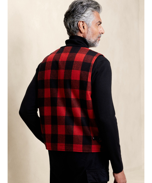 Banana Republic(バナナリパブリック)の「Neve プレイド ベスト(ベスト・メンズ・レッド系その他・L/M/S/XL)」の2枚目の写真