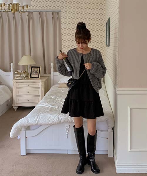 SONA（ソナ）の「SONYUNARA スクエアティアードミニワンピース（ワンピース・レディース・ブラック/ライトベージュ・ONE SIZE）」の5枚目の写真