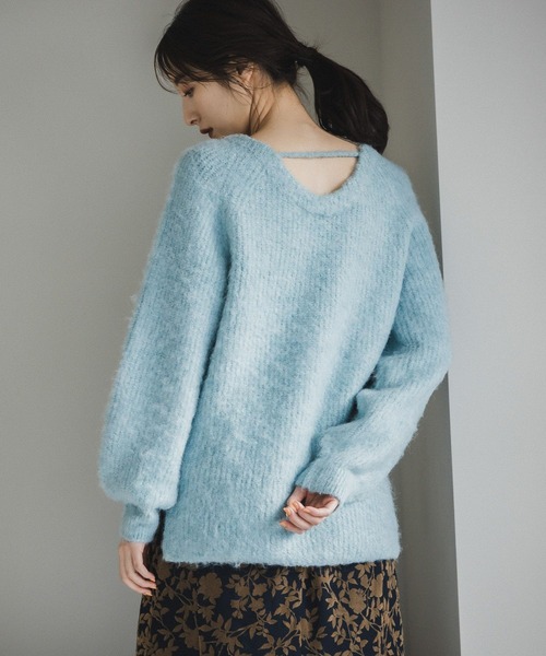 Andemiu(アンデミュウ)の「キモウバックシャンニット175401(ニット/セーター・レディース・ブルー/オフホワイト/グレー・FREE)」の5枚目の写真