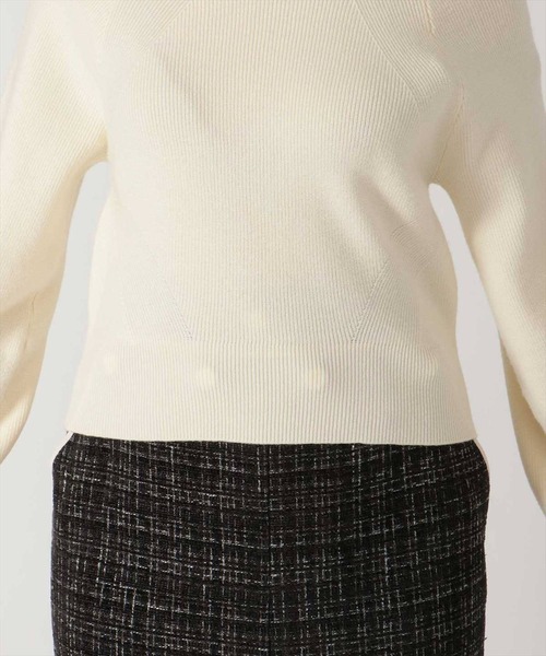 REDYAZEL（レディアゼル）の「肩あきアシメタートルニット（ニット/セーター・レディース・ラベンダー/ブラック/オフホワイト・FREE）」の12枚目の写真