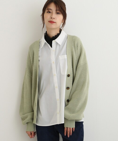 SHOO・LA・RUE（シューラルー）の「◆季節の変わり目に活躍！【洗える】畦編みVネックカーディガン（カーディガン/ボレロ・レディース・アイボリー/ライトベージュ/チャコールグレー/ライトグリーン/ブルー/ピンク系・00）」の8枚目の写真