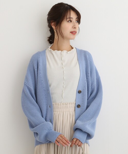 SHOO・LA・RUE（シューラルー）の「◆季節の変わり目に活躍！【洗える】畦編みVネックカーディガン（カーディガン/ボレロ・レディース・アイボリー/ライトベージュ/チャコールグレー/ライトグリーン/ブルー/ピンク系・00）」の15枚目の写真