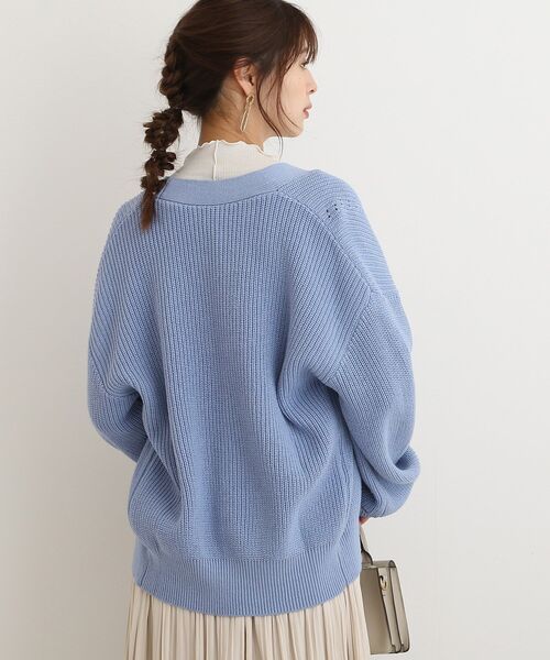 SHOO・LA・RUE（シューラルー）の「◆季節の変わり目に活躍！【洗える】畦編みVネックカーディガン（カーディガン/ボレロ・レディース・アイボリー/ライトベージュ/チャコールグレー/ライトグリーン/ブルー/ピンク系・00）」の17枚目の写真