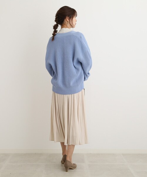 SHOO・LA・RUE（シューラルー）の「◆季節の変わり目に活躍！【洗える】畦編みVネックカーディガン（カーディガン/ボレロ・レディース・アイボリー/ライトベージュ/チャコールグレー/ライトグリーン/ブルー/ピンク系・00）」の20枚目の写真