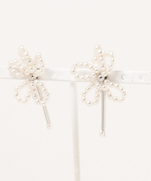 OKIRAKU（オキラク）の「☆ 【by daisy】パールフラワーピアス　RA22-1051（ピアス（両耳用）・レディース・シルバー/ゴールド・FREE）」の5枚目の写真