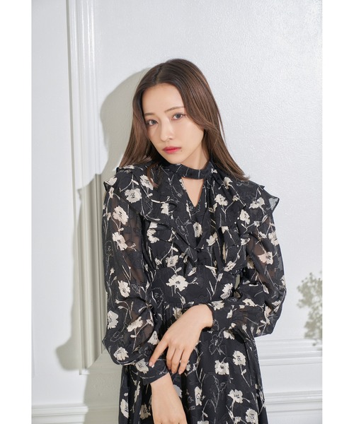 ANDGEEBEE（アンジービー）の「フラワーフリル襟ワンピ（ワンピース・レディース・ブラック/ベージュ・MEDIUM）」の21枚目の写真