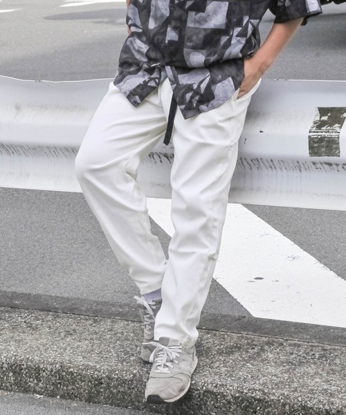 ZIP FIVE（ジップファイブ）の「【ZIP FIVE】【ZIP FIVE OUTDOOR】 ワイド テーパード アクティブ ストレッチ クライミングパンツ / イージーパンツ（チノパンツ・メンズ・ベージュ/カーキ/ブラック/ブルー/オフホワイト/キャメル/グリーン/ブルー系/ネイビー/ライトブルー・MEDIUM/LARGE/X-LARGE）」の2枚目の写真