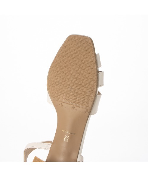 Riz raffinee（リズラフィーネ）の「スクエア編込みストラップサンダル（サンダル・レディース・グリーン/ブラック/アイボリー・23cm/22.5cm/24cm/23.5cm/24.5cm）」の18枚目の写真