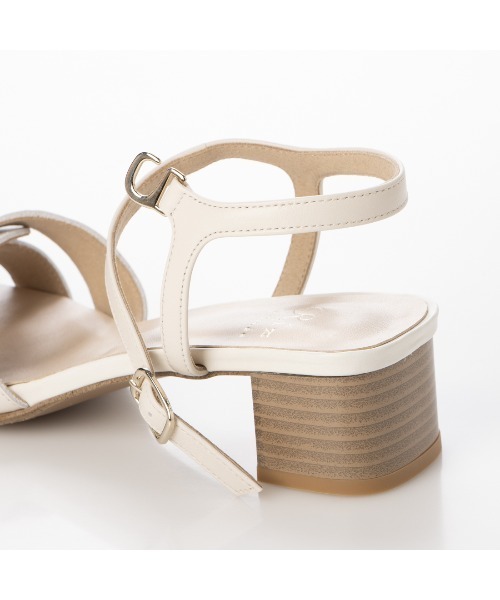 Riz raffinee（リズラフィーネ）の「スクエア編込みストラップサンダル（サンダル・レディース・グリーン/ブラック/アイボリー・23cm/22.5cm/24cm/23.5cm/24.5cm）」の4枚目の写真