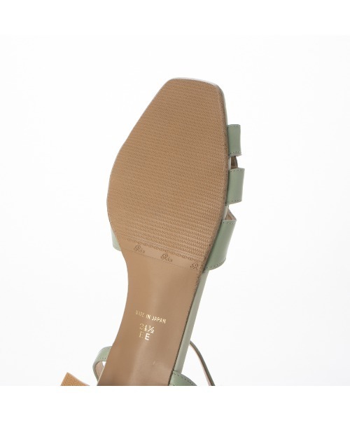 Riz raffinee（リズラフィーネ）の「スクエア編込みストラップサンダル（サンダル・レディース・グリーン/ブラック/アイボリー・23cm/22.5cm/24cm/23.5cm/24.5cm）」の7枚目の写真