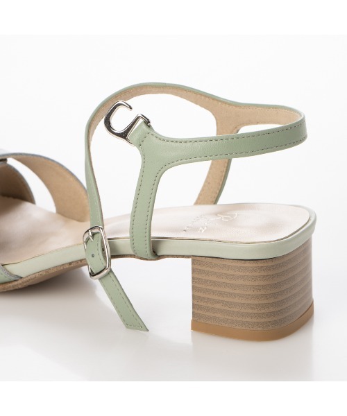 Riz raffinee（リズラフィーネ）の「スクエア編込みストラップサンダル（サンダル・レディース・グリーン/ブラック/アイボリー・23cm/22.5cm/24cm/23.5cm/24.5cm）」の8枚目の写真