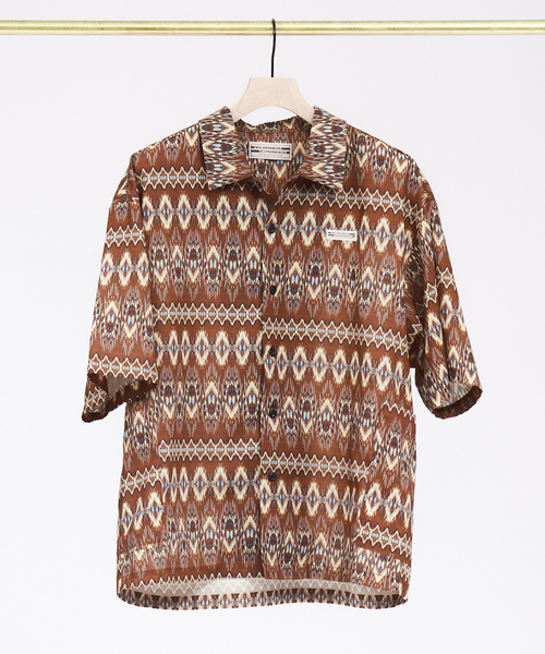 WILDERNESS EXPERIENCE（ウィルダネスエクスペリエンス）の「WILDERNESS EXPERIENCE / ウィルダネスエクスペリエンス  / Peacock pattern open collar shirt // オープンカラーシャツ　/ セットアップ（シャツ/ブラウス・メンズ・ブラック系その他/ブラウン系その他・M/L/XL）」の16枚目の写真