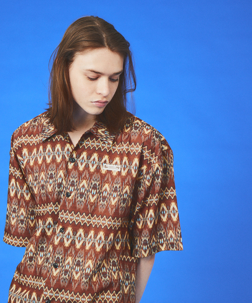 WILDERNESS EXPERIENCE（ウィルダネスエクスペリエンス）の「WILDERNESS EXPERIENCE / ウィルダネスエクスペリエンス  / Peacock pattern open collar shirt // オープンカラーシャツ　/ セットアップ（シャツ/ブラウス・メンズ・ブラック系その他/ブラウン系その他・M/L/XL）」の18枚目の写真