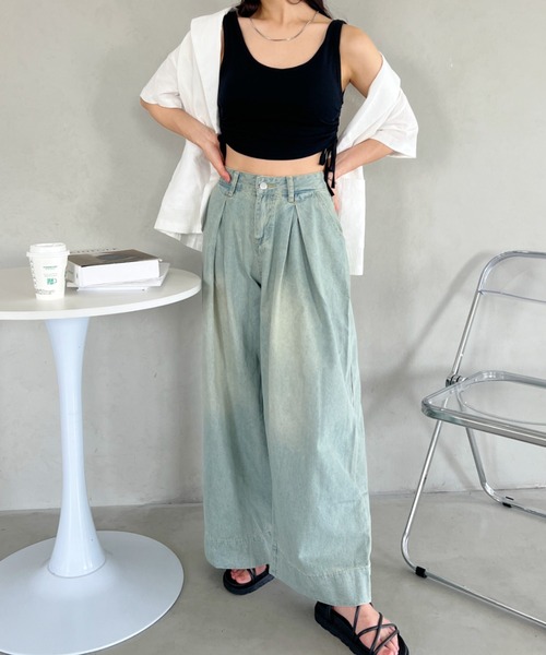 CLEA（クレア）の「サイドシャーリング カップ付きショートタンク（タンクトップ・レディース・ホワイト/ブルー/グレー/オリーブ/ブラック・FREE）」の21枚目の写真