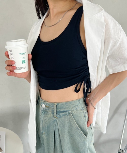 CLEA（クレア）の「サイドシャーリング カップ付きショートタンク（タンクトップ・レディース・ホワイト/ブルー/グレー/オリーブ/ブラック・FREE）」の17枚目の写真