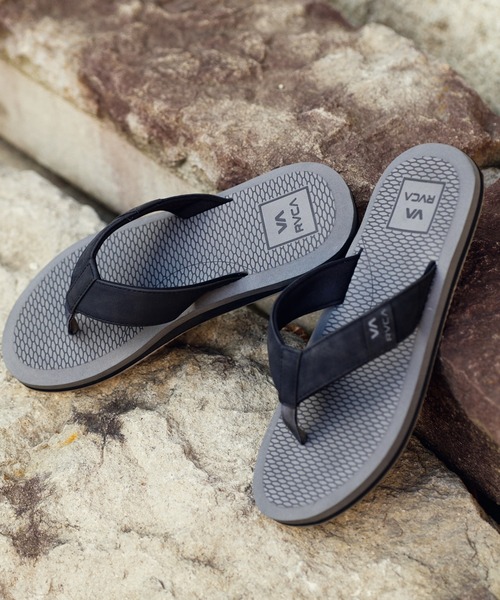 RVCA(ルーカ)の「WEB限定 RVCA SANDBAR SANDAL/ルーカ サンダル(サンダル・メンズ・グレー/チャコールグレー/タン・26/27/28)」の2枚目の写真