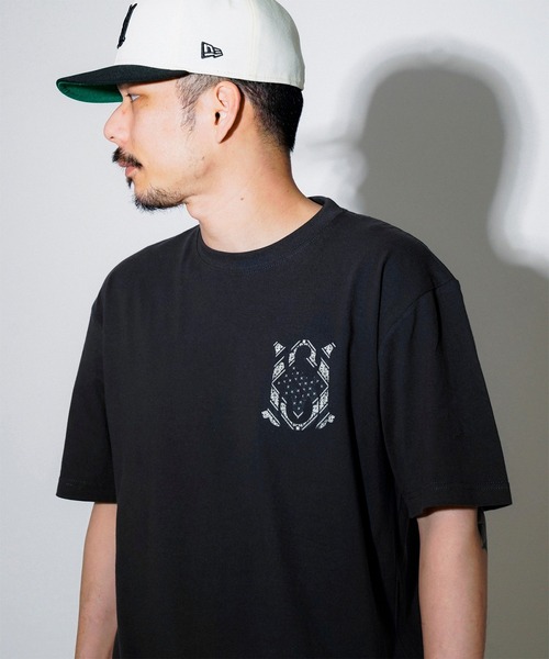 MFC STORE(エムエフシーストア)の「《ZOZOTOWN 限定》MFC STORE MS LOGO PAISLY TEE(Tシャツ/カットソー・メンズ・チャコール/ホワイト/ネイビー・XL/XXL/L/S/M)」の8枚目の写真