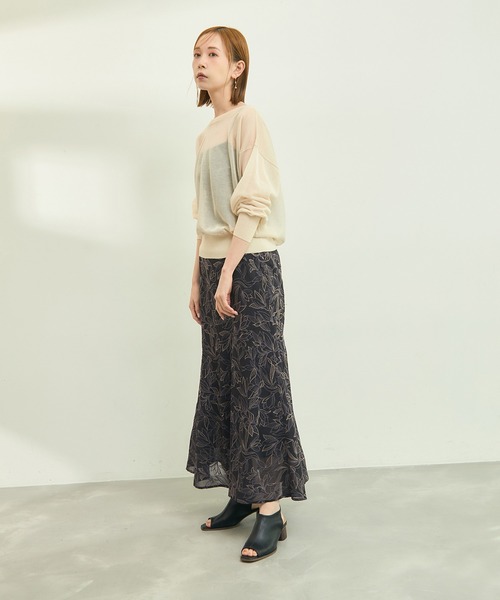 ROPE' PICNIC（ロペピクニック）の「【emur/エミュール】セットアップ対応/楊柳刺繍スカート（スカート・レディース・ブラック/オフホワイト・38）」の5枚目の写真