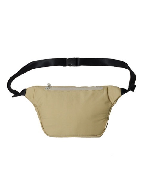 NUNC（ヌンク）の「nunc NN403 Story（ボディバッグ/ウエストポーチ・メンズ・ベージュ・FREE）」の2枚目の写真