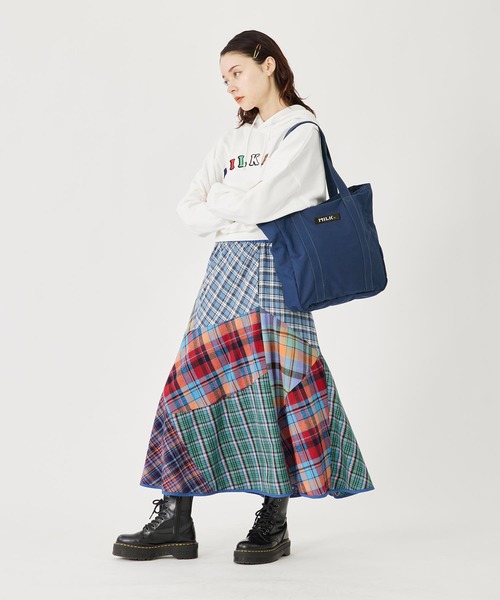MILKFED.（ミルクフェド）の「CONTRAST STITCH TOTE BAG（トートバッグ・レディース・レッド/ブルー/ネイビー・ONE SIZE）」の9枚目の写真