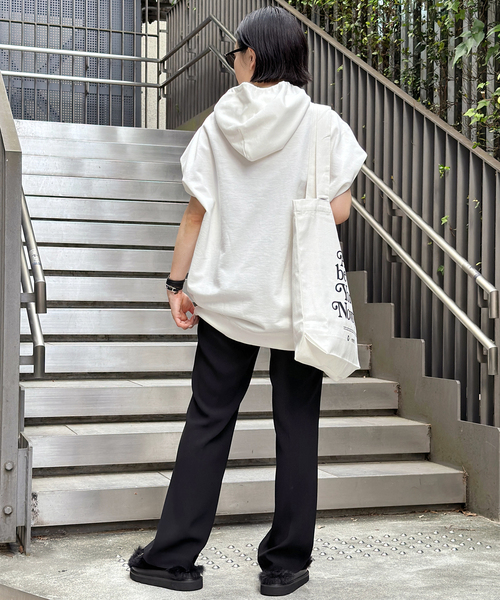 AP STUDIO（エーピーストゥディオ）の「スリーブレスフーディ（Tシャツ/カットソー・レディース・ホワイト/チャコールグレー/ブラック・FREE）」の8枚目の写真