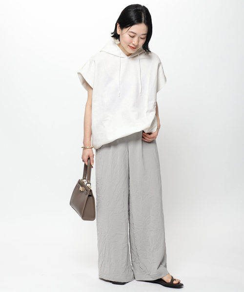 AP STUDIO（エーピーストゥディオ）の「スリーブレスフーディ（Tシャツ/カットソー・レディース・ホワイト/チャコールグレー/ブラック・FREE）」の22枚目の写真