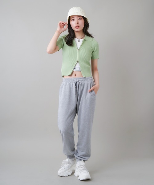 SPINNS（スピンズ）の「スリムフィットデザイン 裏毛スウェットパンツ（その他パンツ・レディース・ブラック/オフホワイト/杢グレー/オートミール・ONESIZE）」の9枚目の写真